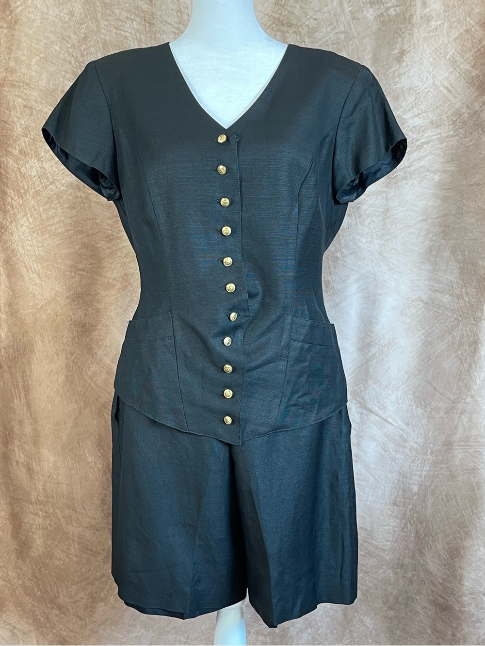 Vintage Cache Black Three Piece V‑Neck Buttoned Set size 8